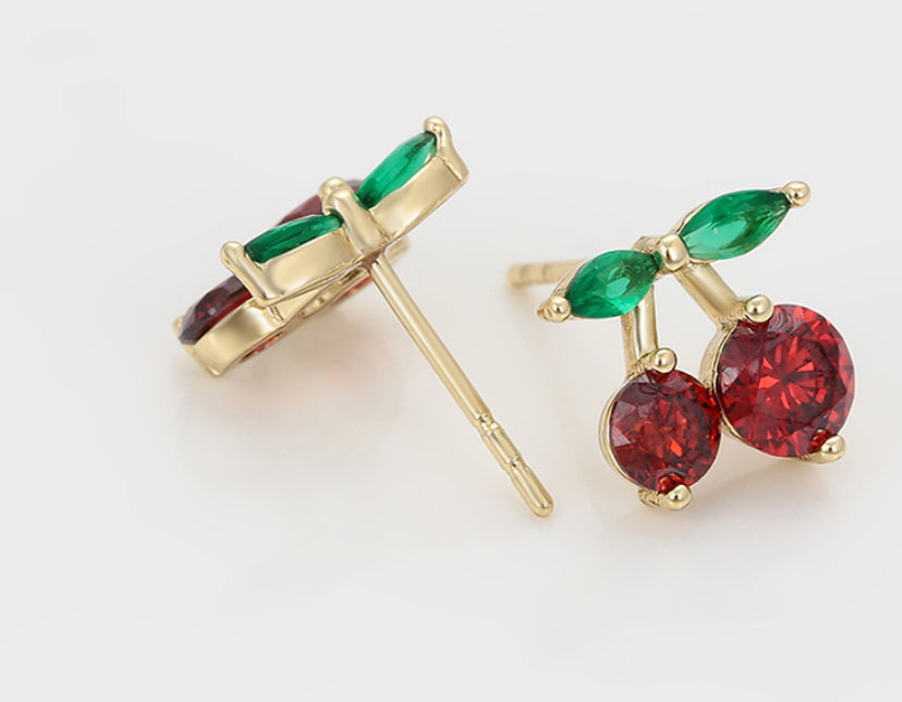 Bonitos aretes de cherry bañados en oro 14 k
