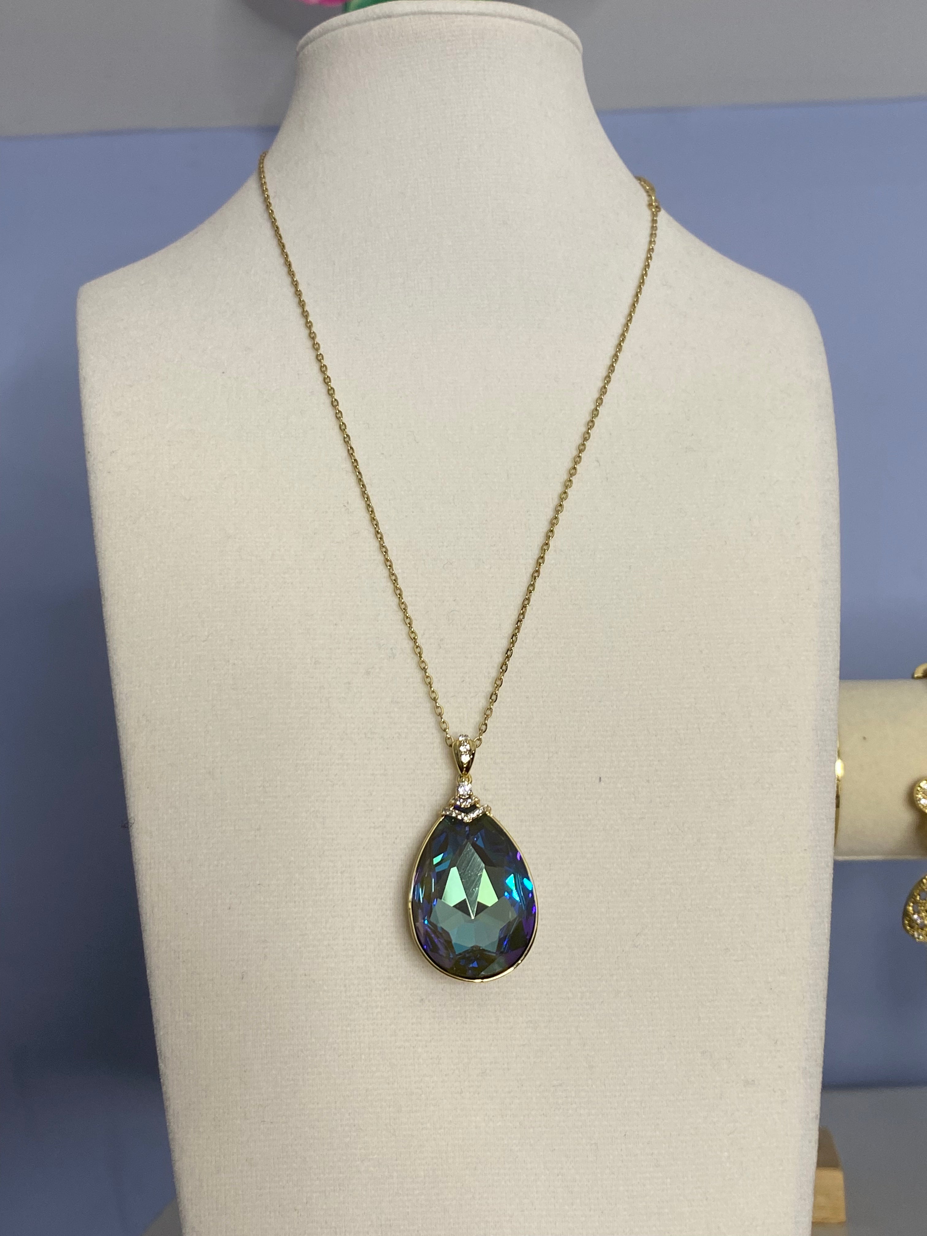 Cadena con dije de crystal