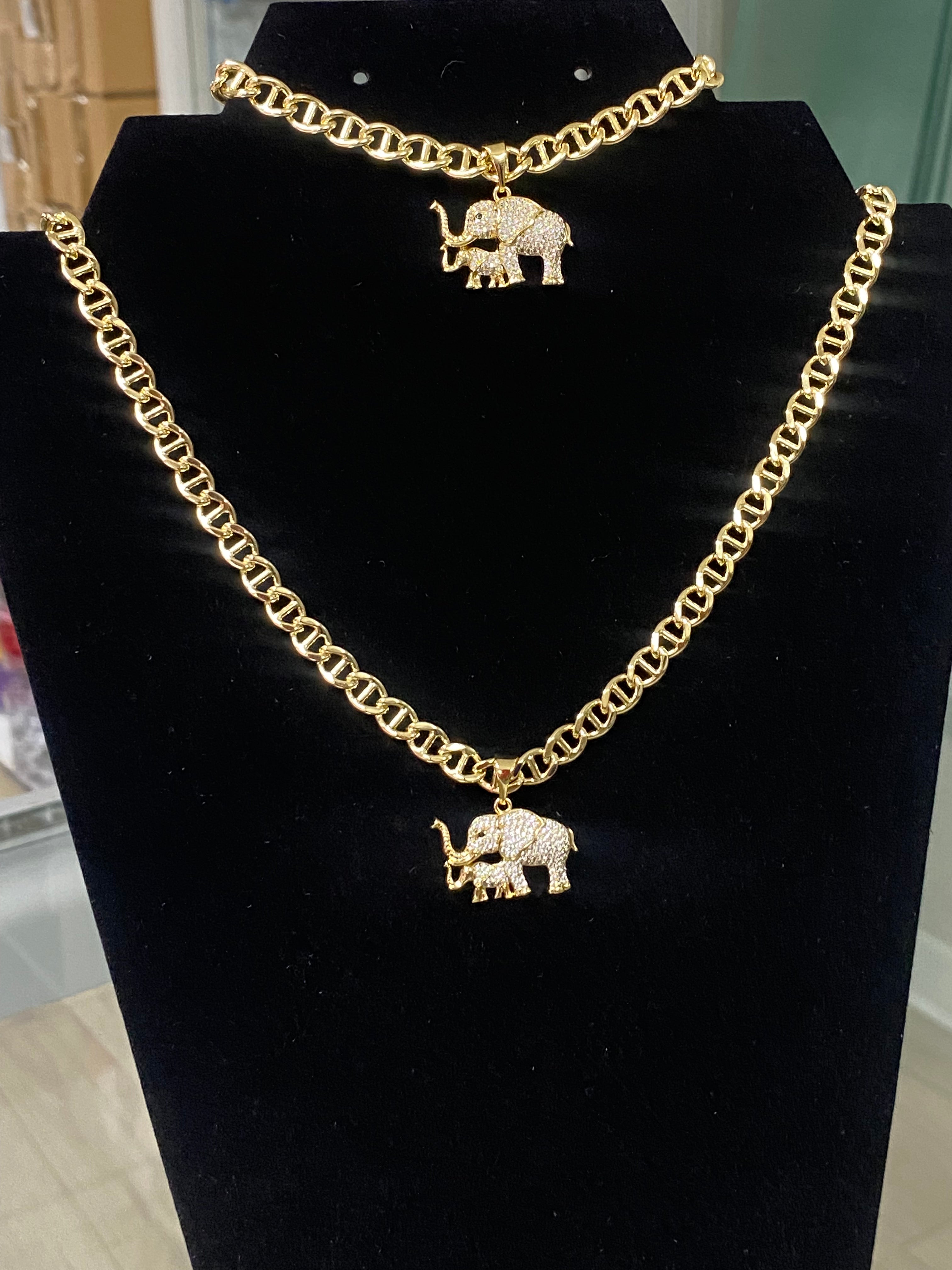 Bonito set de cadena y pulcera