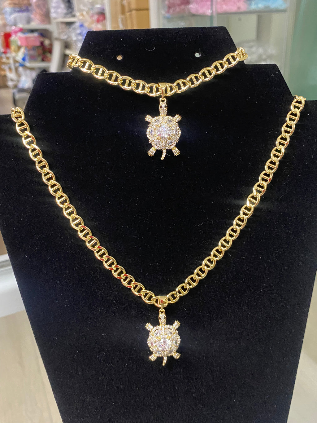 Bonito set de cadena y pulcera con dije de tortuga